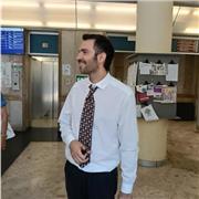 Docente di matematica, fisica ed elettronica impartisce lezioni per studenti di scuola superiore